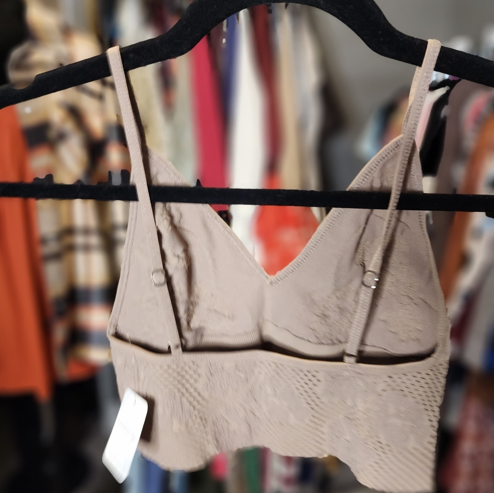 Free People Candy Seamless Bra Sand NWT - Picture 8 of 9